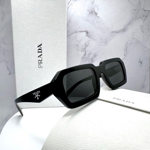 New PRADA Sunglasses - Picture 1 of 16